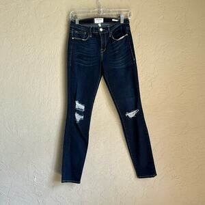 Frame denim jeans le Skinny de‎ Jeanne size 28 distressed blue jeans